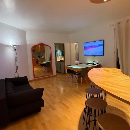 Palais Des Congres - Champs-elysees *